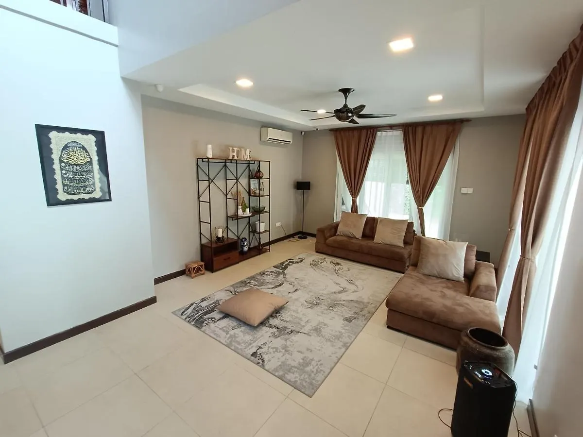Rzb Villa Feel The Moment Petaling Jaya 0*,  Malaysia
